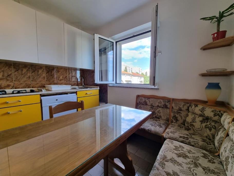 Apartman Luka Rijeka Exterior foto